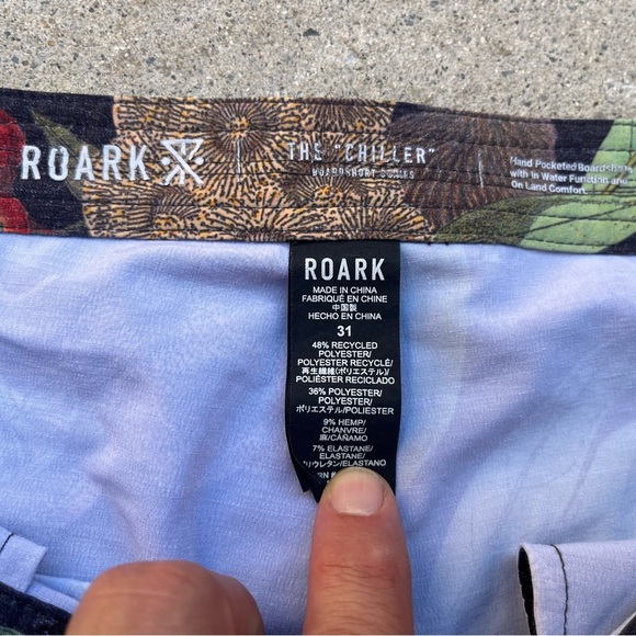 Men's Roark Board Shorts Multicolor Island 31 Surf Floral Beach Swim Activewear - Picture 3 of 15